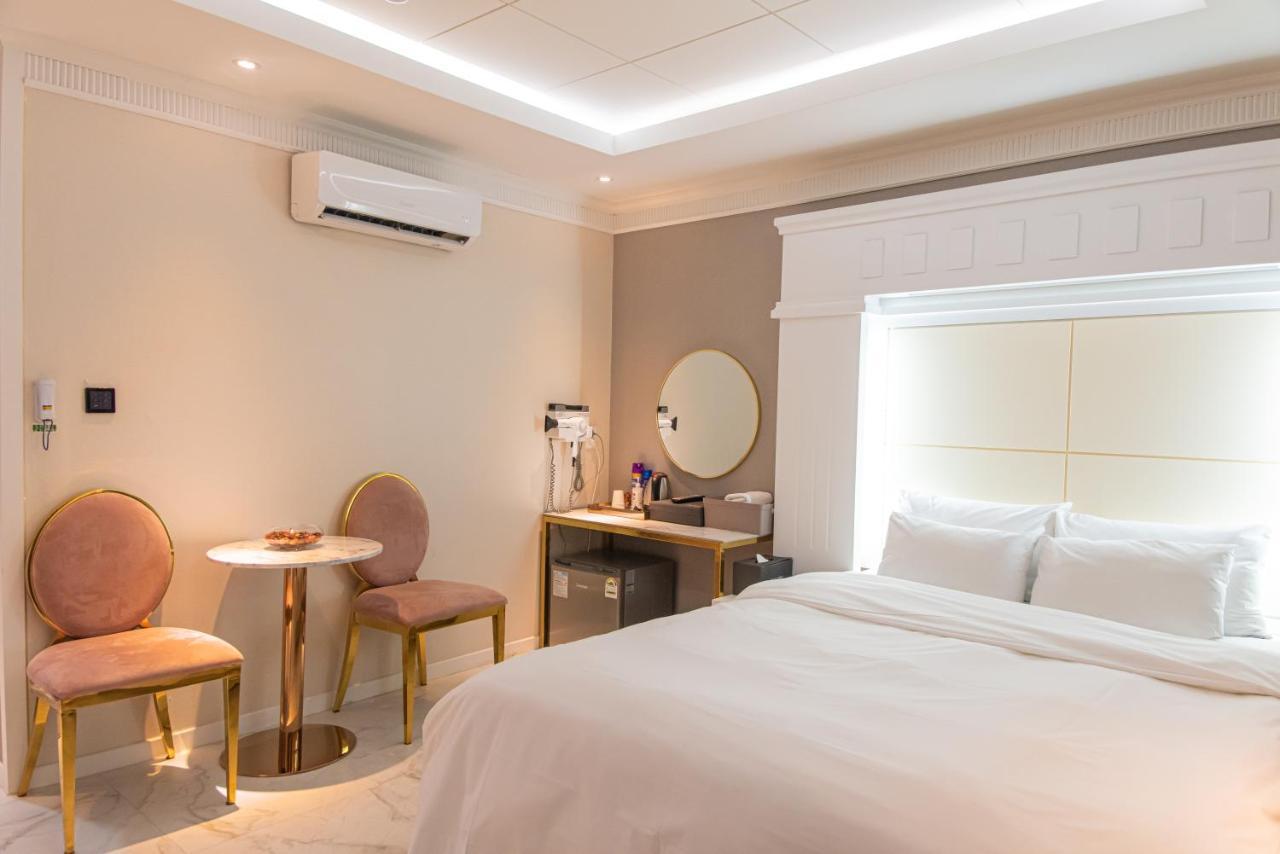 KNox Hotel Cheonan Buitenkant foto