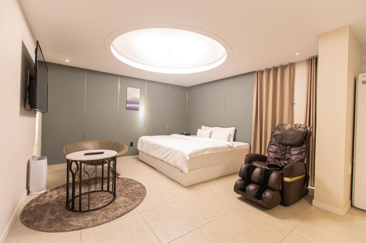 KNox Hotel Cheonan Buitenkant foto