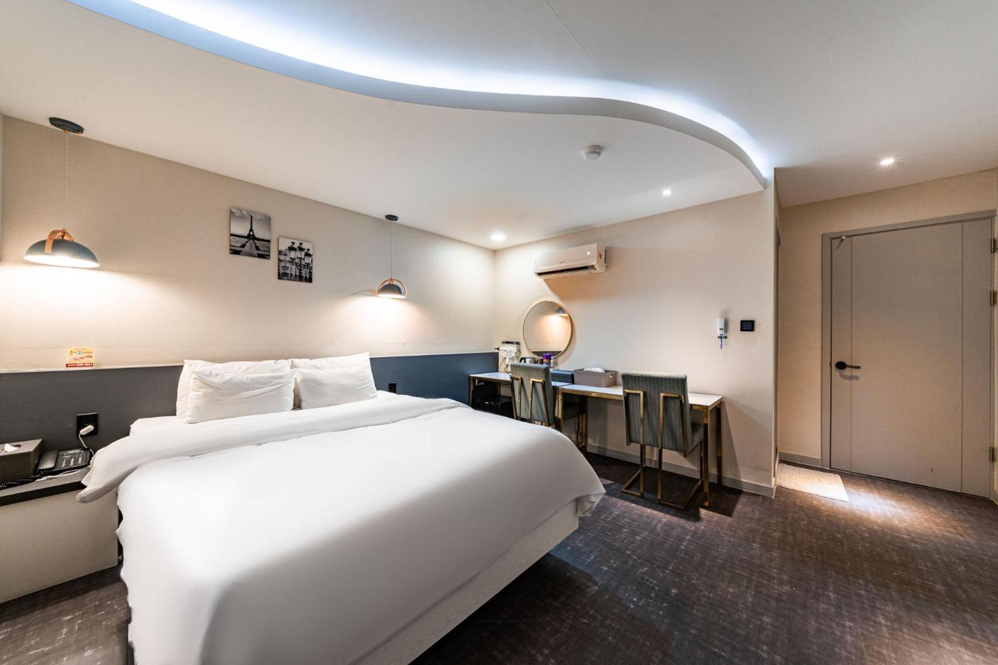 KNox Hotel Cheonan Buitenkant foto
