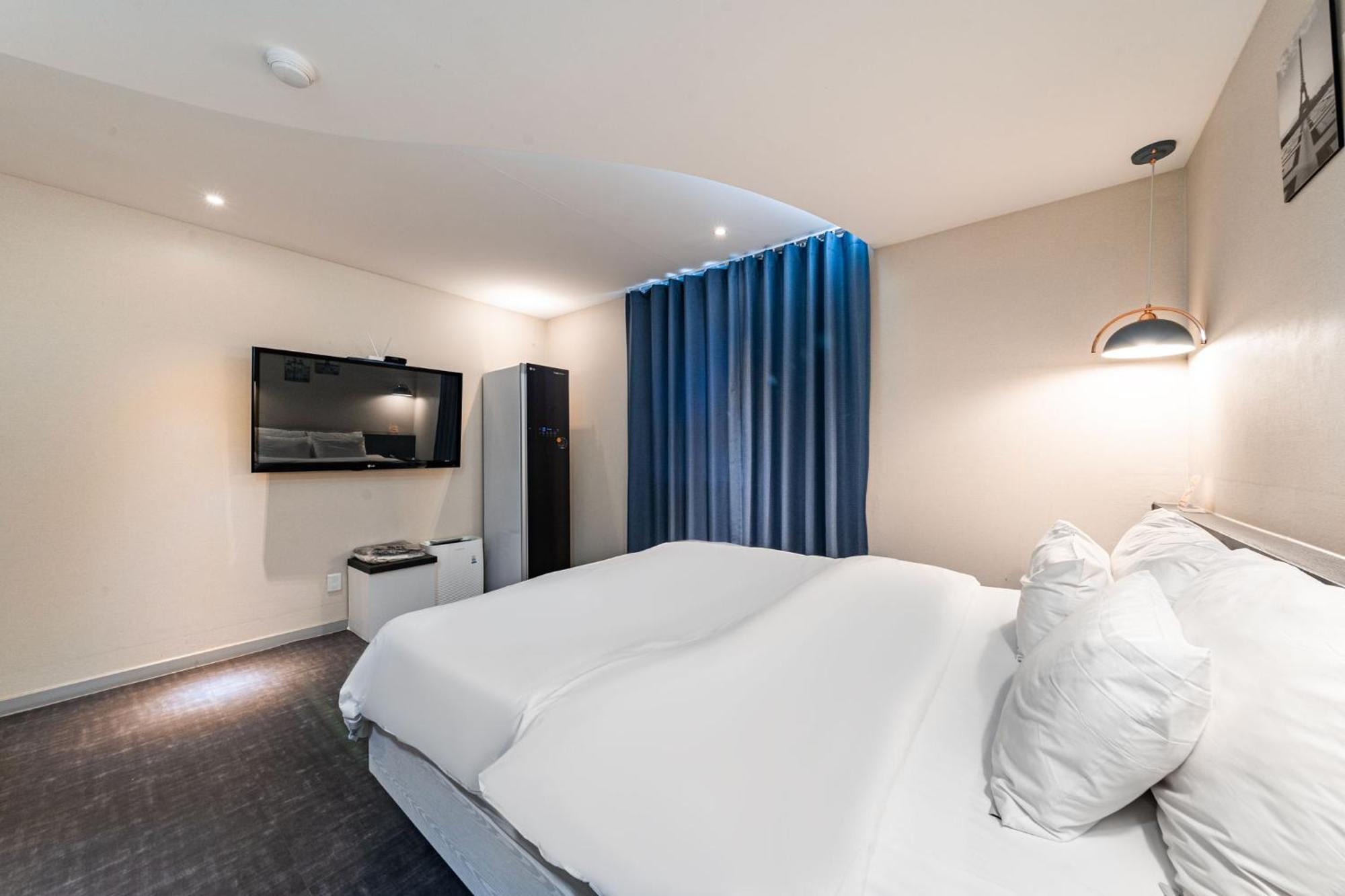 KNox Hotel Cheonan Buitenkant foto
