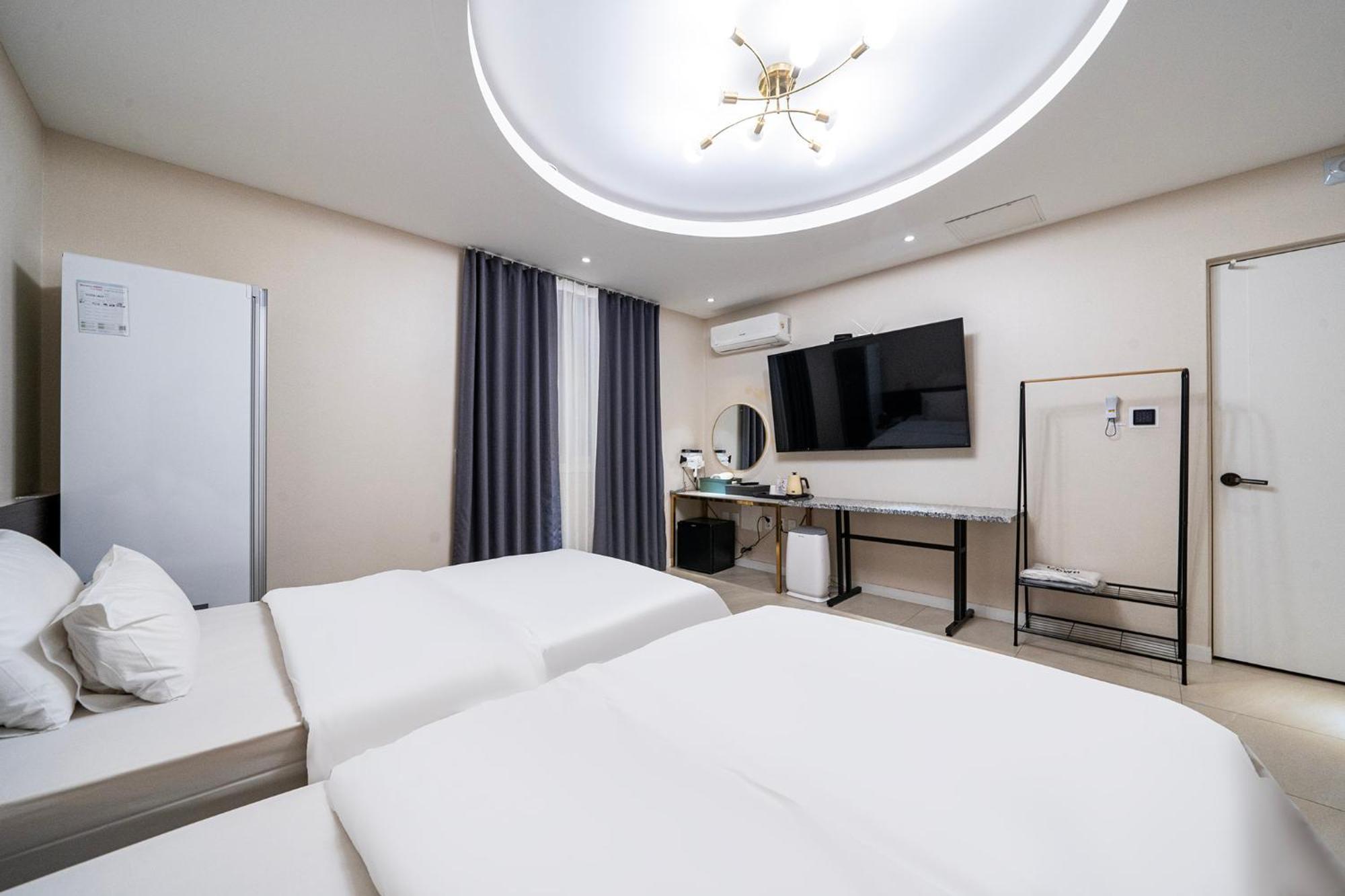 KNox Hotel Cheonan Buitenkant foto