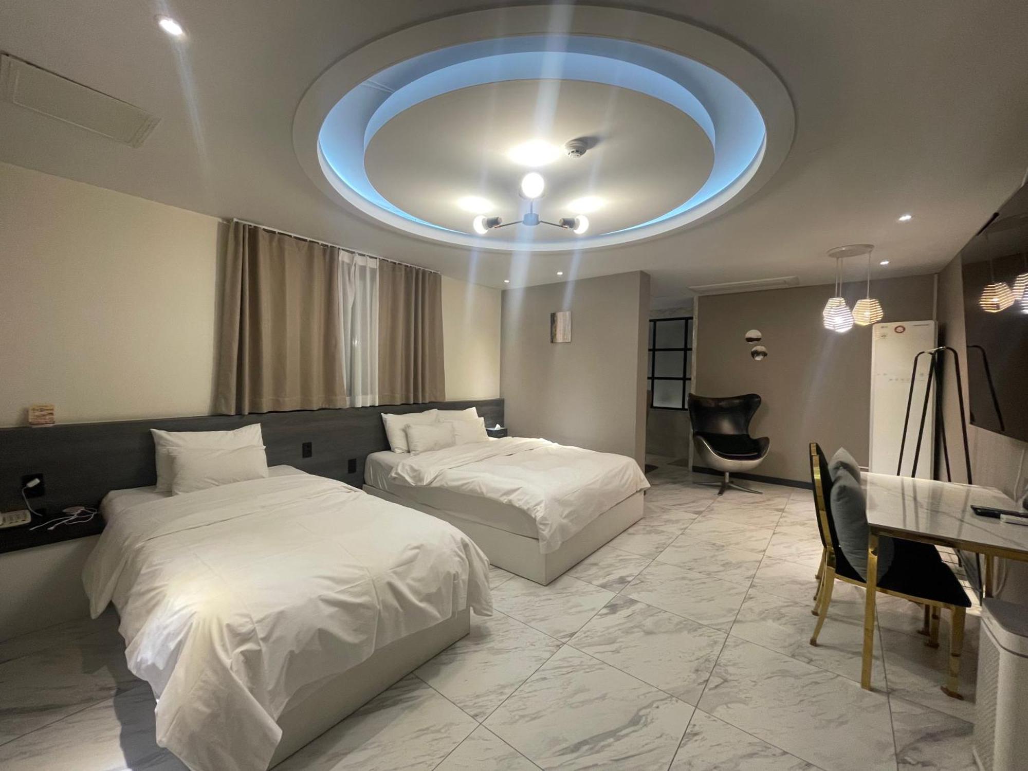 KNox Hotel Cheonan Buitenkant foto